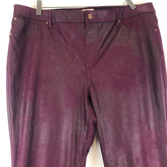 Chico's Faux-Suede Slim Pants Shimmery Pull-On Ultimate Fit Jegging Size 3/XL/16 - Picture 3 of 12